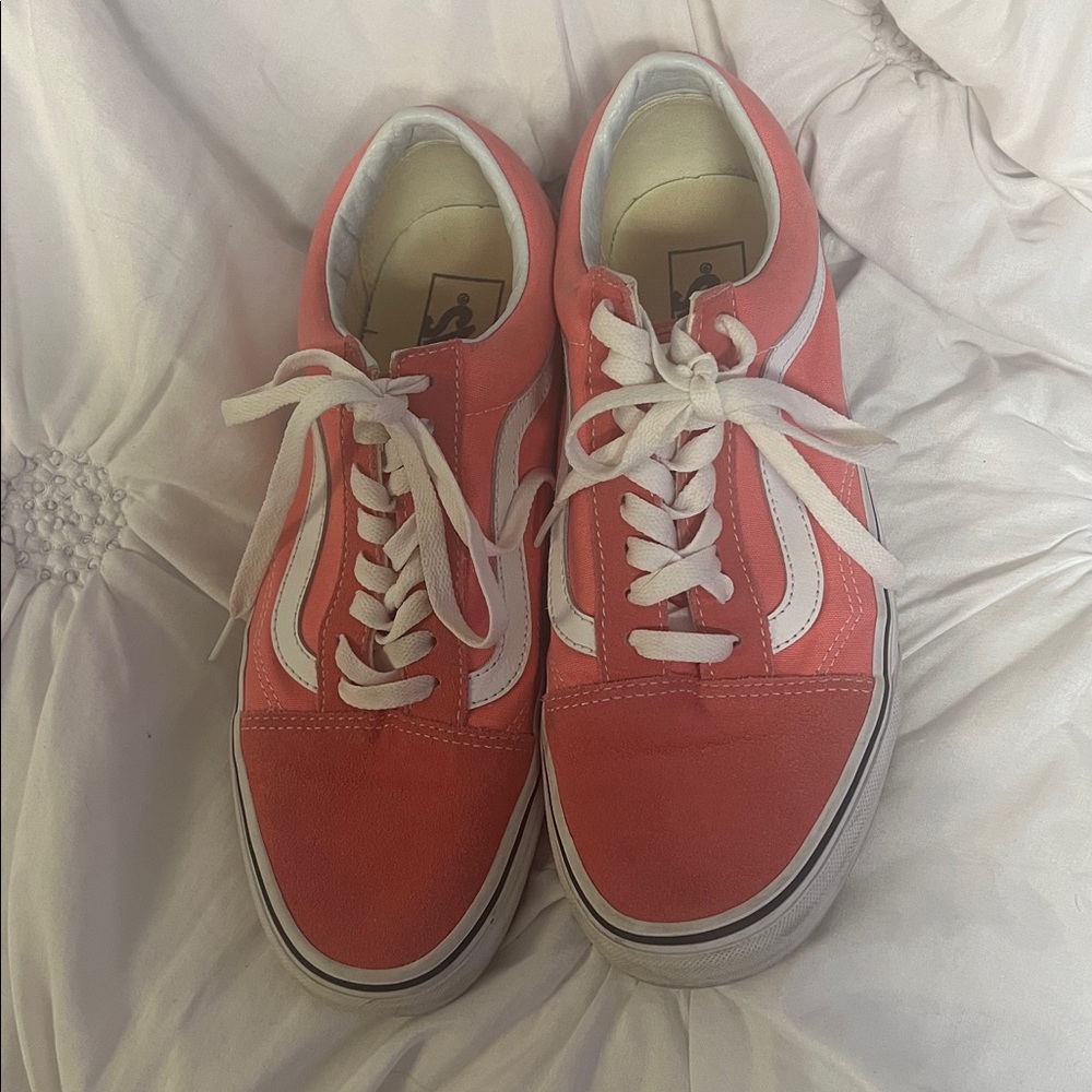 Vans Women's Pink and White Sneakers